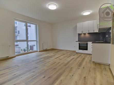 Pronájem bytu 2+kk 69,2 m2 - Jesenice u Prahy